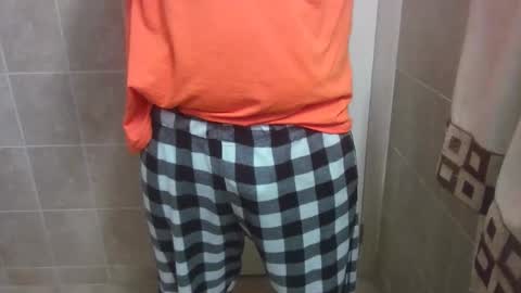 Snapshot of chubbycub14 chatting on 02-05-26, 06:45 chubbycub14 online show from 02-05-26, 06:45