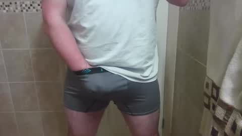 Snapshot of chubbycub14 chatting on 02-08-26, 04:49 chubbycub14 online show from 02-08-26, 04:49