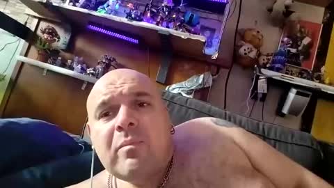Snapshot of chubbyman43 chatting on 05-18-26, 08:09 chubbyman43 online show from 05-18-26, 08:09