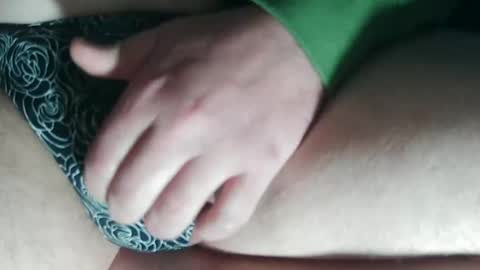 Snapshot of chubbypantiesx chatting on 10-12-25, 02:21 chubbypantiesx online show from 10-12-25, 02:21