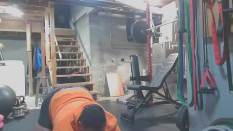 Chubbypumper online show from 12-31-24, 05:18
