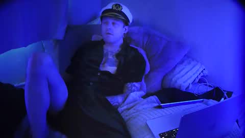 ChubsChadwell online show from 10-31-25, 02:40