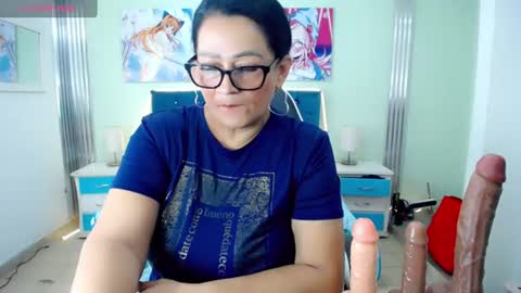 Snapshot of chubymature_ chatting on 07-08-26, 02:21 Lulu online show from 07-08-26, 02:21