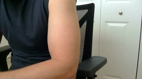 chuck5566 online show from 09-26-25, 08:02