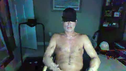 chuie71 online show from 04-19-26, 02:22