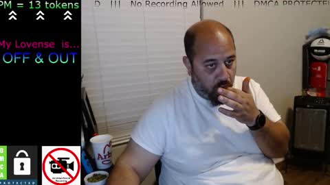 Snapshot of chunkymonkey420 chatting on 02-24-25, 06:27 Spencer Smokey Bear online show from 02-24-25, 06:27