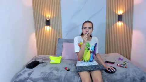 Snapshot of ciara_bunny_ chatting on 06-10-26, 07:57 ciara_bunny_ online show from 06-10-26, 07:57