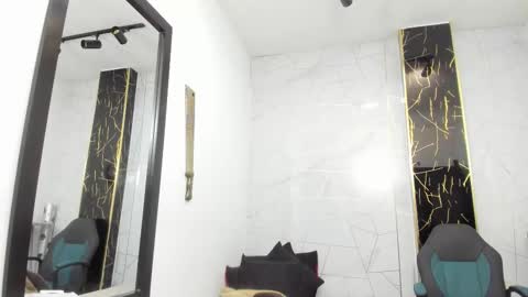 ...   ... online show from 01-06-26, 04:16