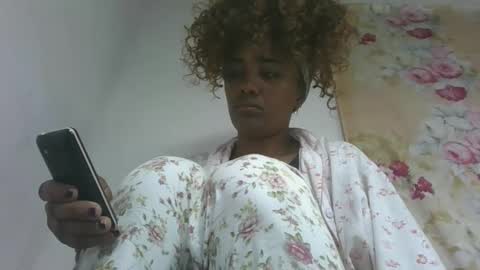 Snapshot of ciciazzhh chatting on 03-08-26, 03:10 ciciazzhh online show from 03-08-26, 03:10