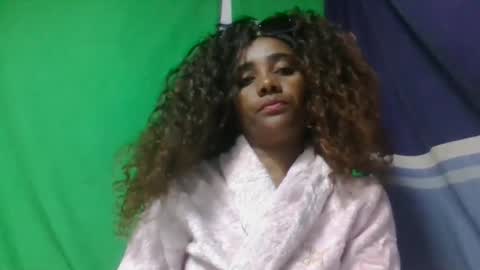Snapshot of ciciazzhh chatting on 05-09-26, 09:14 ciciazzhh online show from 05-09-26, 09:14