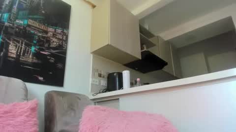 Snapshot of cielo_9 chatting on 05-20-26, 01:17 Sara INSTAGRAM SARARENDON7798 online show from 05-20-26, 01:17