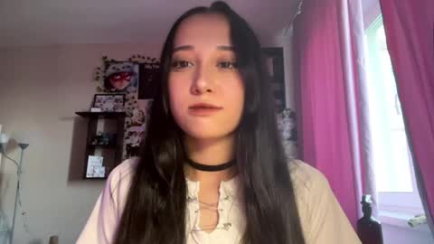 Lily online show from 05-19-26, 11:05