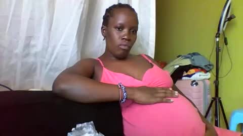 Snapshot of cinddy_14 chatting on 10-01-25, 12:00 cinddy 14 online show from 10-01-25, 12:00