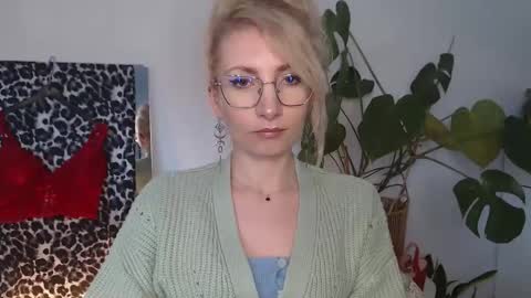 Cinderella online show from 04-10-26, 05:45