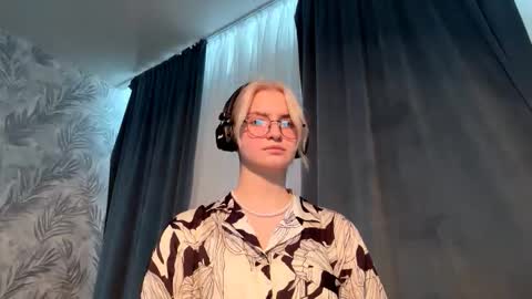 Snapshot of cindiwittner chatting on 11-14-25, 05:33 Cindi online show from 11-14-25, 05:33