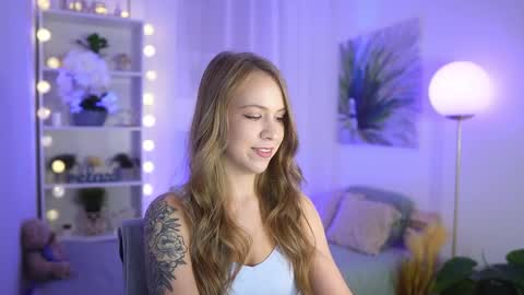 Snapshot of cindy_grey_ chatting on 09-14-25, 06:29 Cintybaby online show from 09-14-25, 06:29