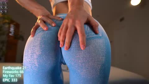 Snapshot of cindy_luv chatting on 03-17-26, 02:31 cindy_luv online show from 03-17-26, 02:31