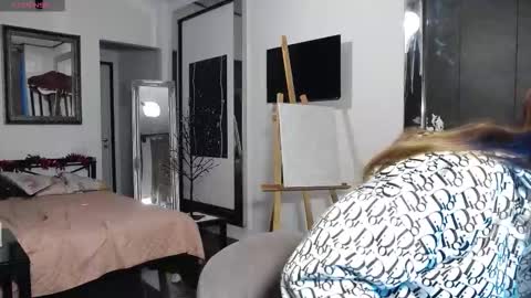 Cindy online show from 12-17-25, 06:08