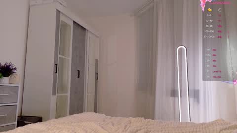 Maddy online show from 09-26-25, 05:44