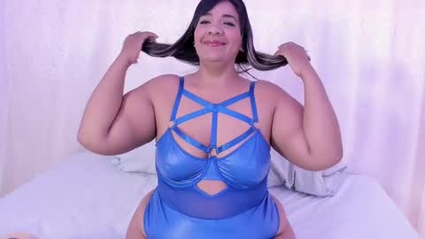 Snapshot of cinnamon_skin01 chatting on 02-10-26, 11:03 Nailha online show from 02-10-26, 11:03