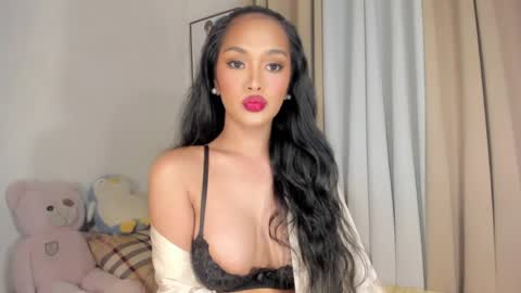 Snapshot of cinnamoncandy14 chatting on 04-22-26, 10:39 Ask me online show from 04-22-26, 10:39