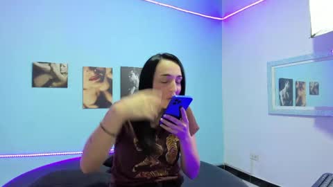 Cinthya online show from 04-15-26, 05:53