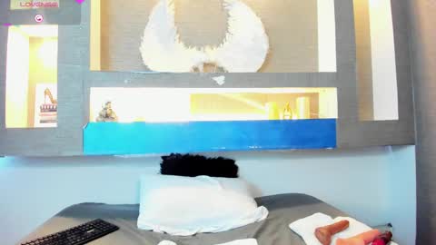Snapshot of cinthya_mjs chatting on 02-24-25, 06:36 Cinthya online show from 02-24-25, 06:36