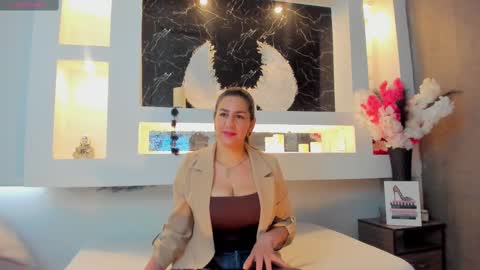 Snapshot of cinthya_mjs chatting on 10-04-25, 12:25 Cinthya online show from 10-04-25, 12:25