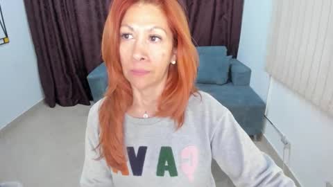 Snapshot of cintiagreyx chatting on 09-14-25, 12:04 CINTIA online show from 09-14-25, 12:04