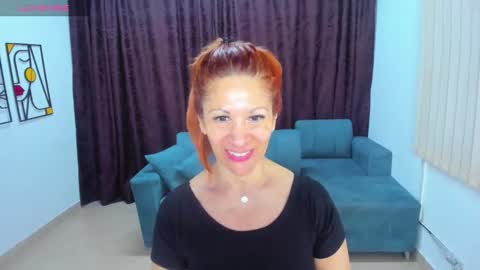 Snapshot of cintiagreyx chatting on 09-25-25, 11:36 CINTIA online show from 09-25-25, 11:36