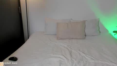 Sofia OF    online show from 12-05-25, 07:43