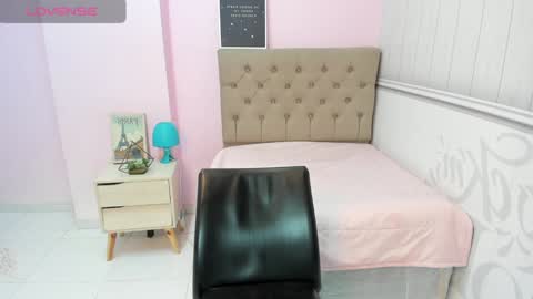 Circe Cherry online show from 12-31-24, 12:43