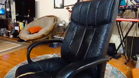 Snapshot of cirdan93 chatting on 02-07-25, 03:55 CirdanBiGuy online show from 02-07-25, 03:55