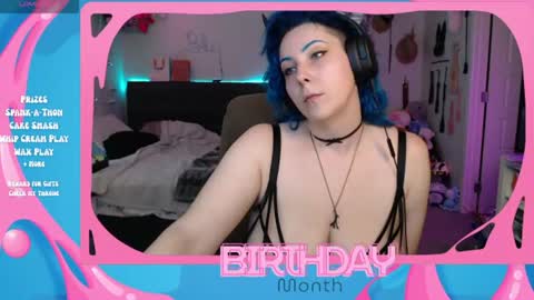 Snapshot of cirquenoirblu chatting on 07-22-26, 03:31 Blu online show from 07-22-26, 03:31