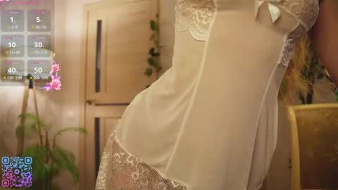 Snapshot of cirrusi chatting on 04-02-26, 01:09 Little Amy online show from 04-02-26, 01:09