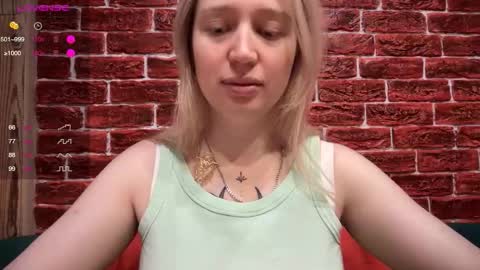 citrusblissss online show from 12-17-25, 03:01