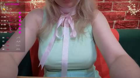 citrusblissss online show from 12-22-25, 02:14