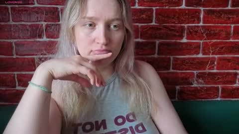 citrusblissss online show from 04-16-26, 09:43