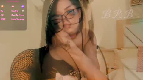 Claire 3 online show from 09-17-25, 01:40