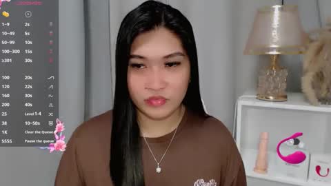 Snapshot of claire_wntr chatting on 06-11-26, 05:38 CLAIRE online show from 06-11-26, 05:38