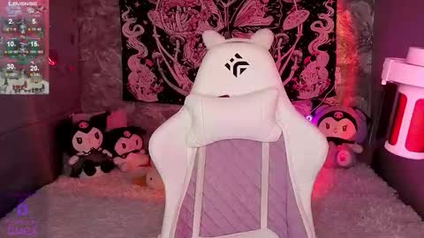 Claire Faers online show from 12-18-25, 02:45