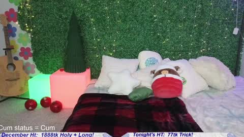 Claire online show from 12-08-24, 04:25