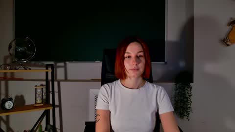 Claire online show from 04-24-26, 02:52