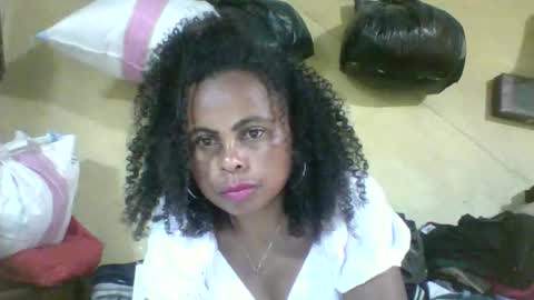 Snapshot of clairette9794 chatting on 06-05-26, 07:08 clairette9794 online show from 06-05-26, 07:08