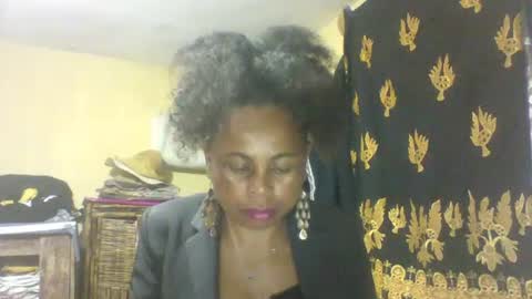 Snapshot of clairette9794 chatting on 07-04-26, 05:52 clairette9794 online show from 07-04-26, 05:52