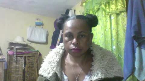 Snapshot of clairette9794 chatting on 07-25-26, 07:11 clairette9794 online show from 07-25-26, 07:11
