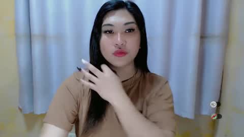 CLAIRE online show from 01-08-25, 01:41