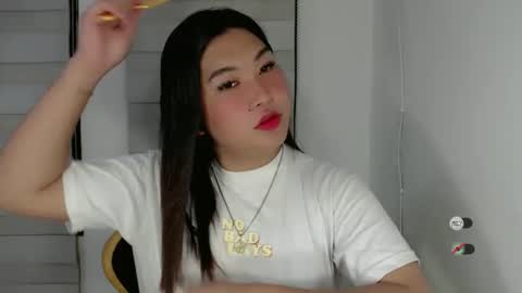 CLAIRE online show from 02-22-25, 10:18