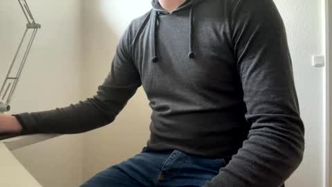 Snapshot of clamshive7 chatting on 11-02-25, 01:35 clamshive7 online show from 11-02-25, 01:35