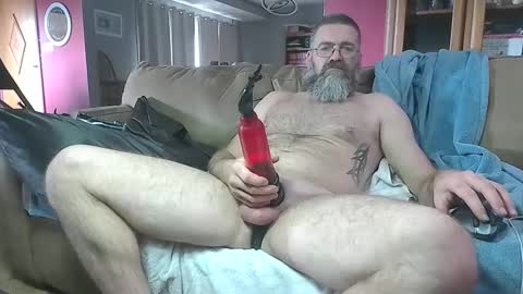 Snapshot of clamsplitter420 chatting on 12-18-24, 04:06 Clamsplitter420 online show from 12-18-24, 04:06